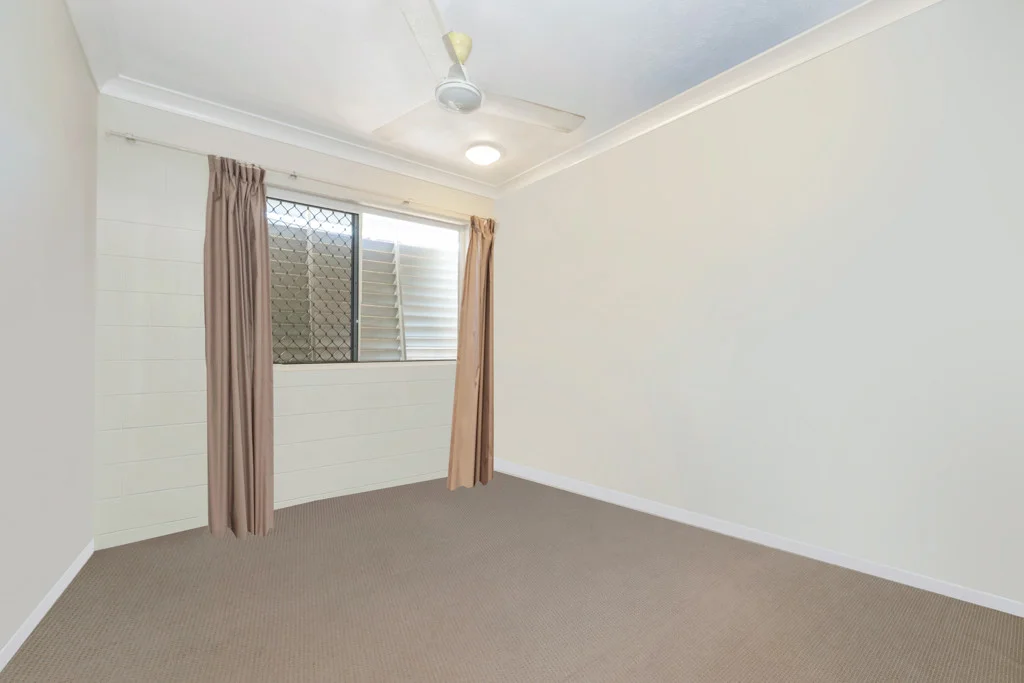 4/35 Ralston St, West End QLD 4810 photo 5