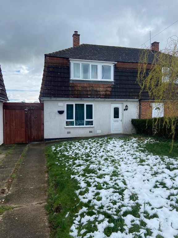 3 bed semi-detached house to rentHereford, Herefordshire HR4