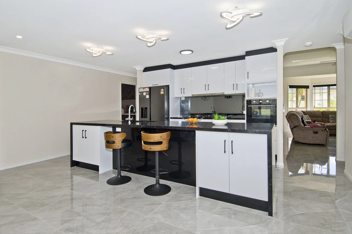 Additional image 2 of 8 Chatham Avenue, Pacific Pines QLD 4211
