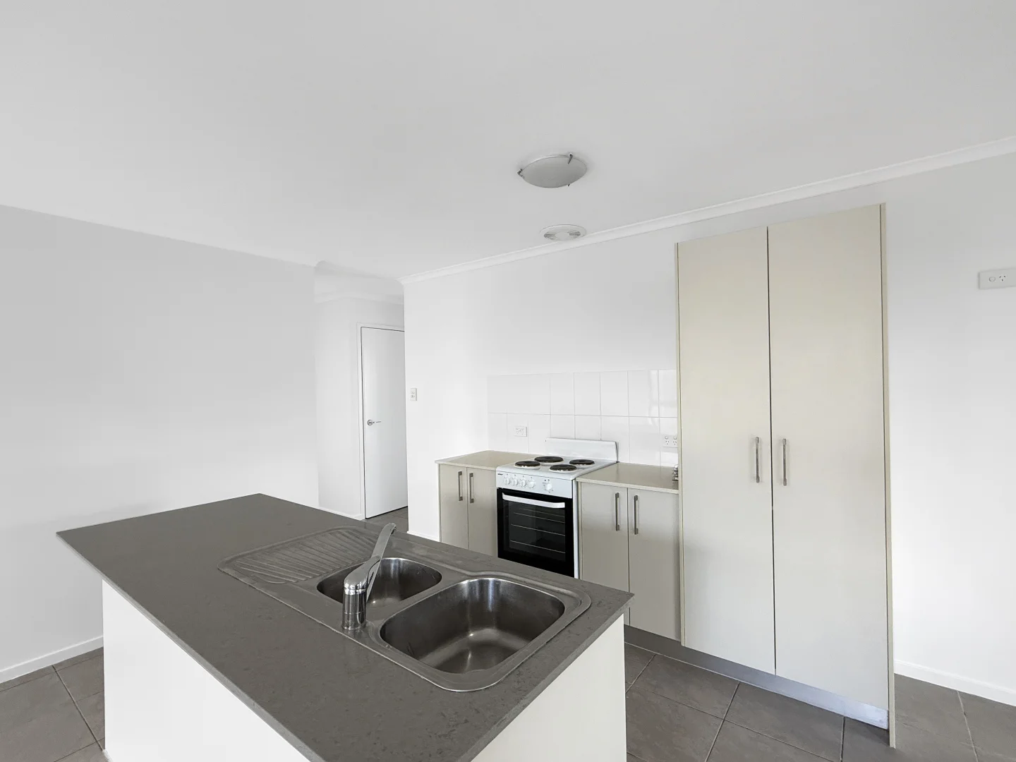 Additional image 3 of 2/86 Valentine Circuit, Augustine Heights QLD 4300