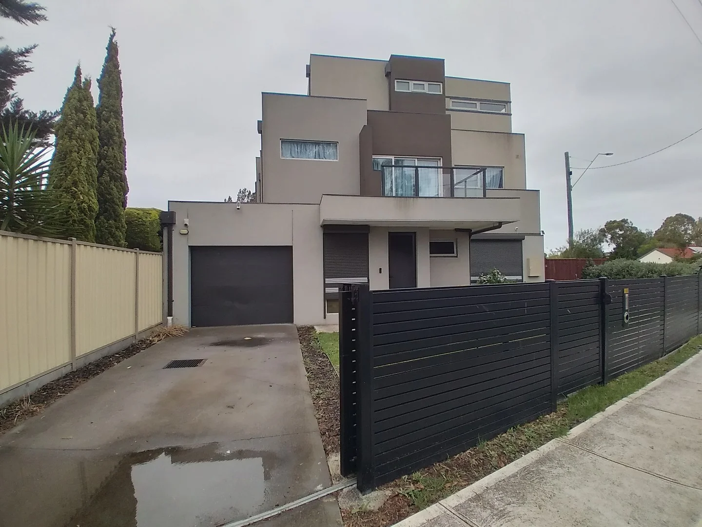 108 East Esplanade, St Albans VIC 3021