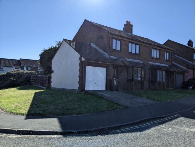3 bed property to rentWoodlands View, Douglas, Isle Of Man IM2