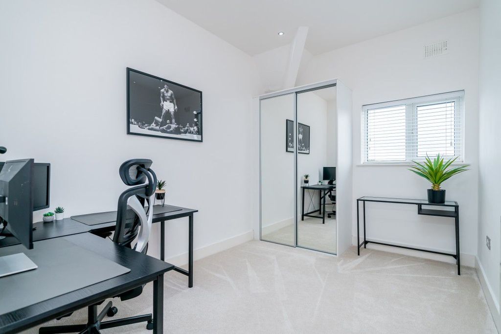 Additional image 10 of 2 bed penthouse to rentGolf Open 2026 - Lulworth Road, Birkdale PR8