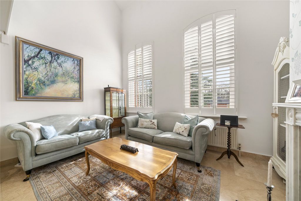 Additional image 12 of 3 bed flat to rentEllesmere Place, Walton-On-Thames, Surrey KT12