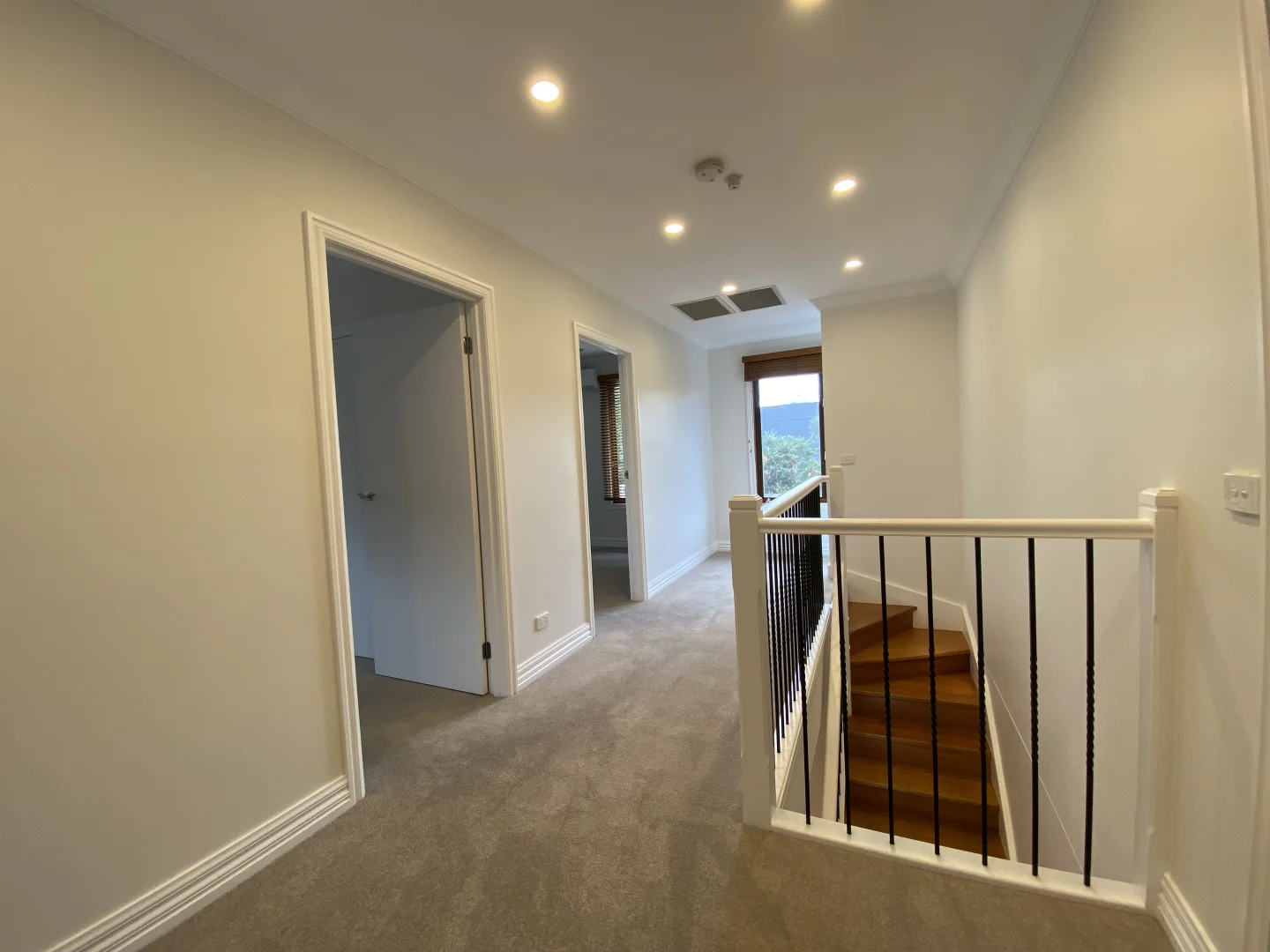 Additional image 4 of 2/30 Woodlands Ave, Kew East VIC 3102