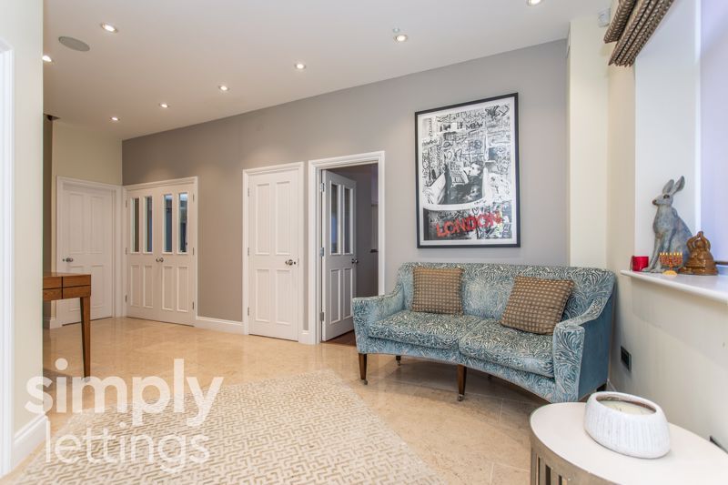 Additional image 14 of 8 bed property to rentPalmeira Avenue, Hove BN3