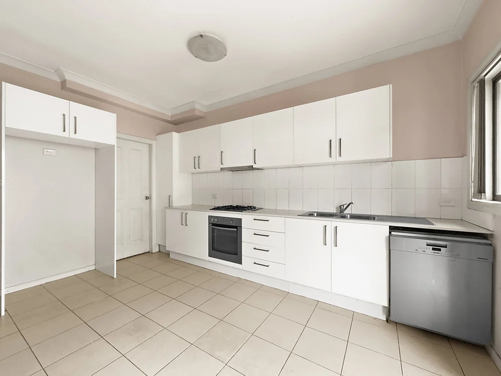 2/16-20 Myee Road, Macquarie Fields NSW 2564 photo 2
