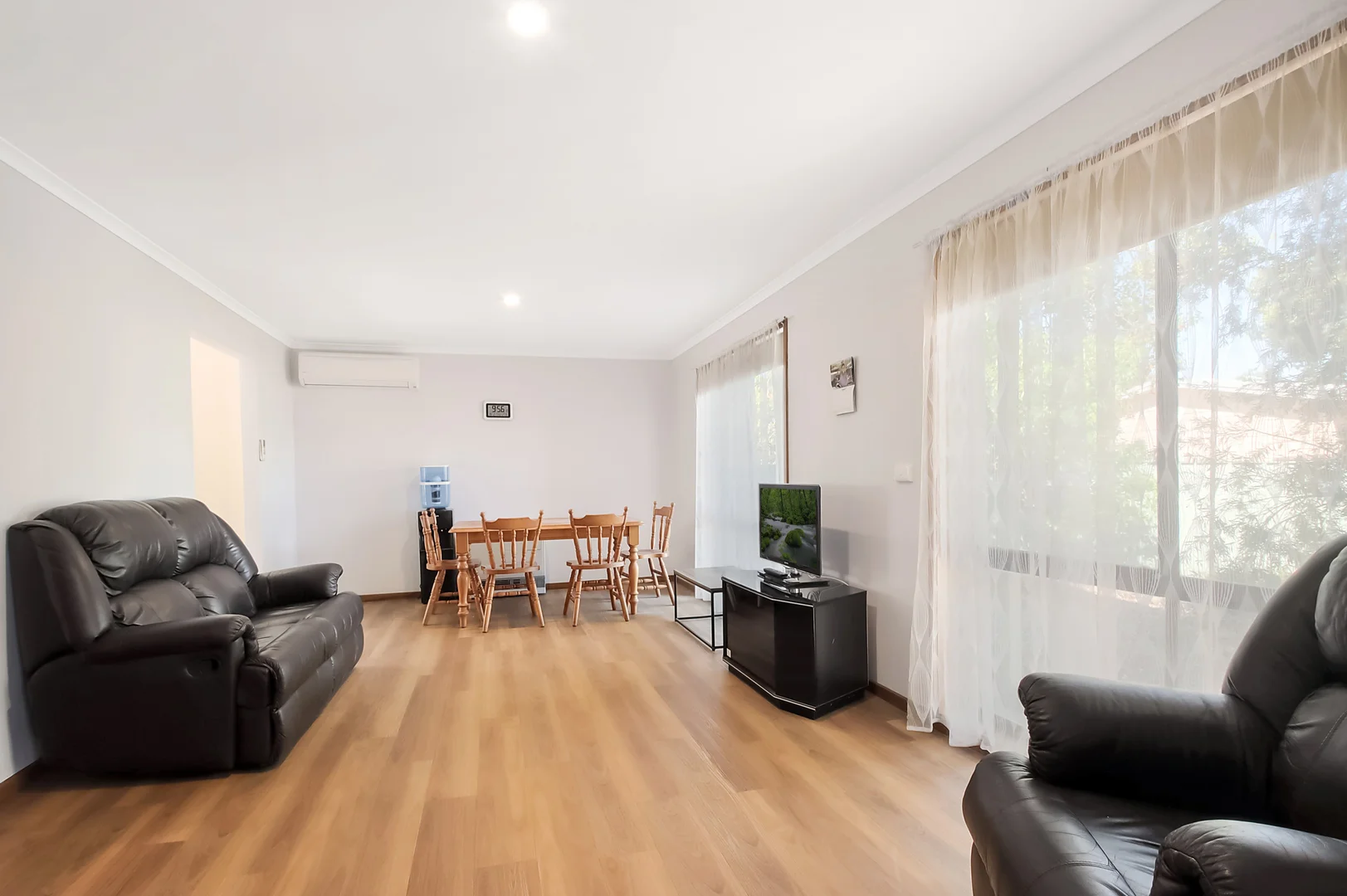 Additional image 4 of 2/4 Sunnyside Crescent, Walla Walla NSW 2659
