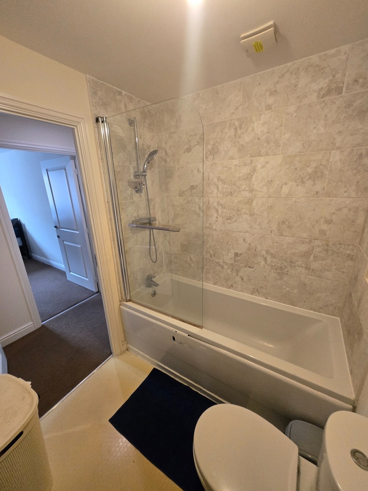 Room in a Shared Flat, Hatton Road, BS16, N1 7GU photo 3