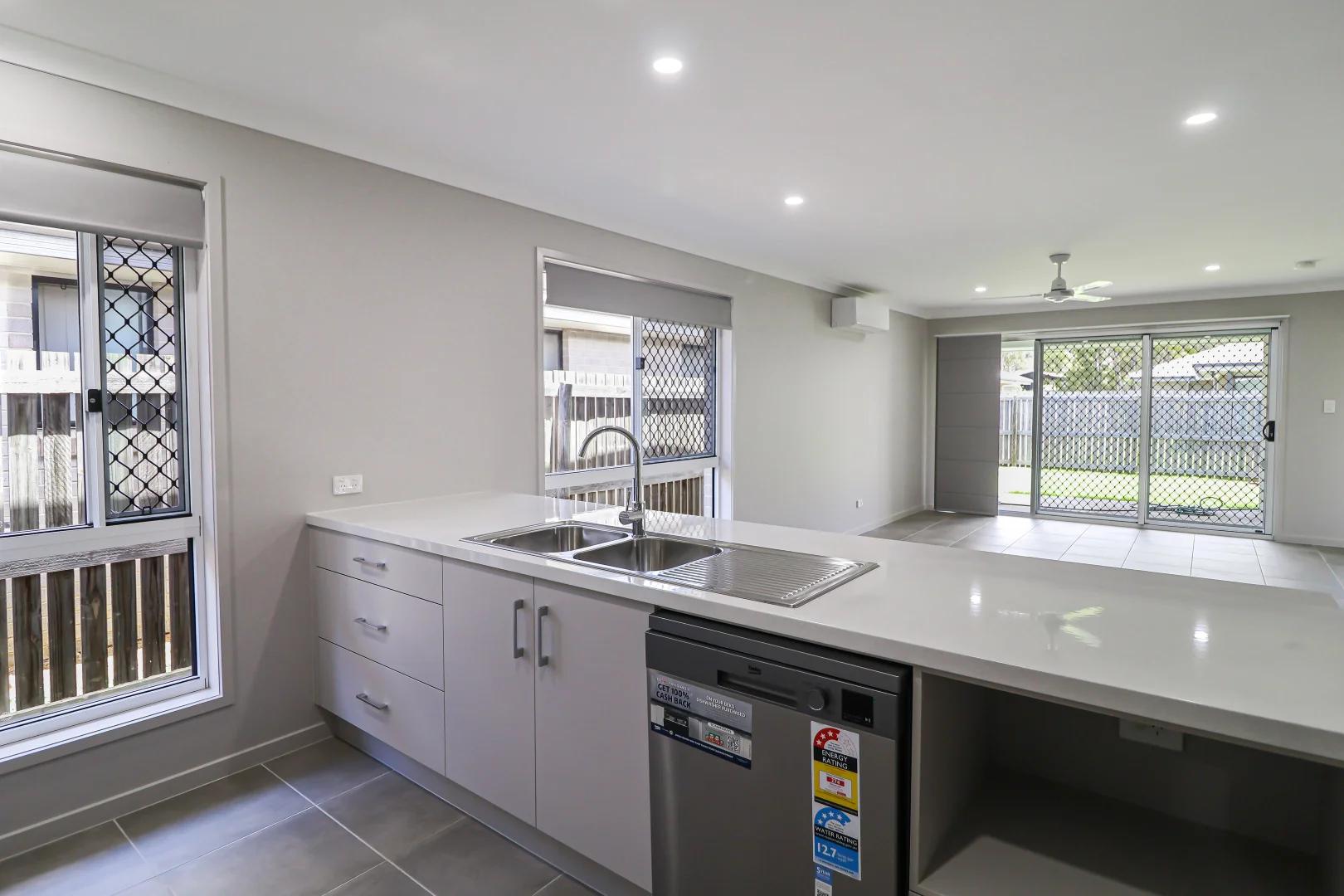 Additional image 3 of 48 Powell Close, New Auckland QLD 4680