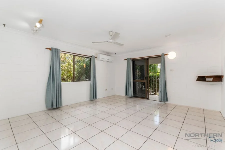 30 Ruby Round, Kelso QLD 4815 photo 3