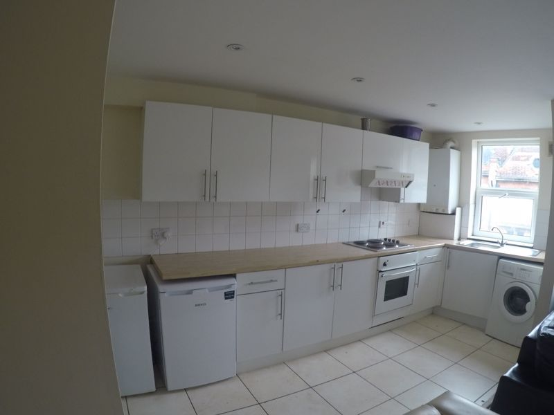 Additional image 2 of 6 bed flat to rentLawford Rise, Wimborne Road, Winton, Bournemouth BH9