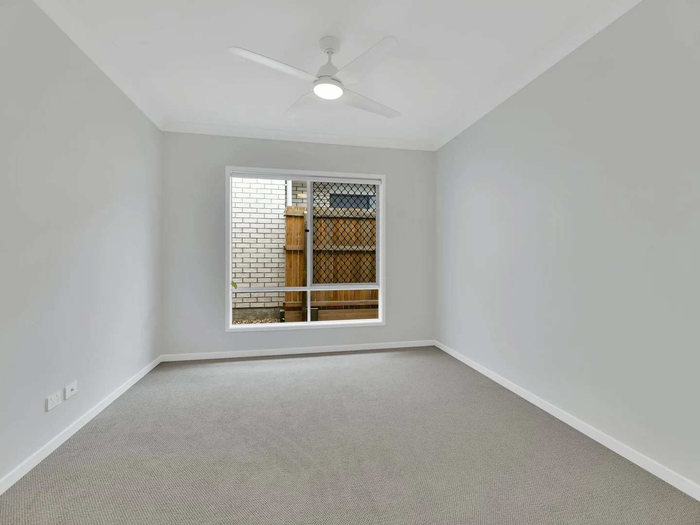 16 Orbit Street, Flagstone QLD 4280 photo 4