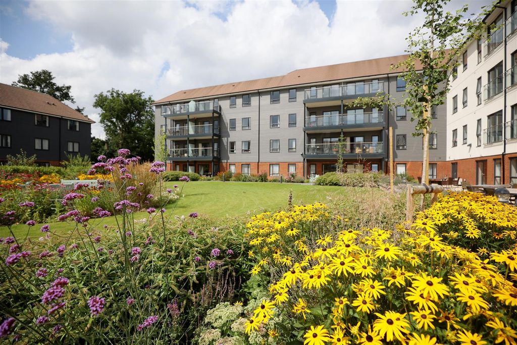 Additional image 4 of 1 bed flat to rentBirch Grove, Frognal Avenue, Sidcup DA14