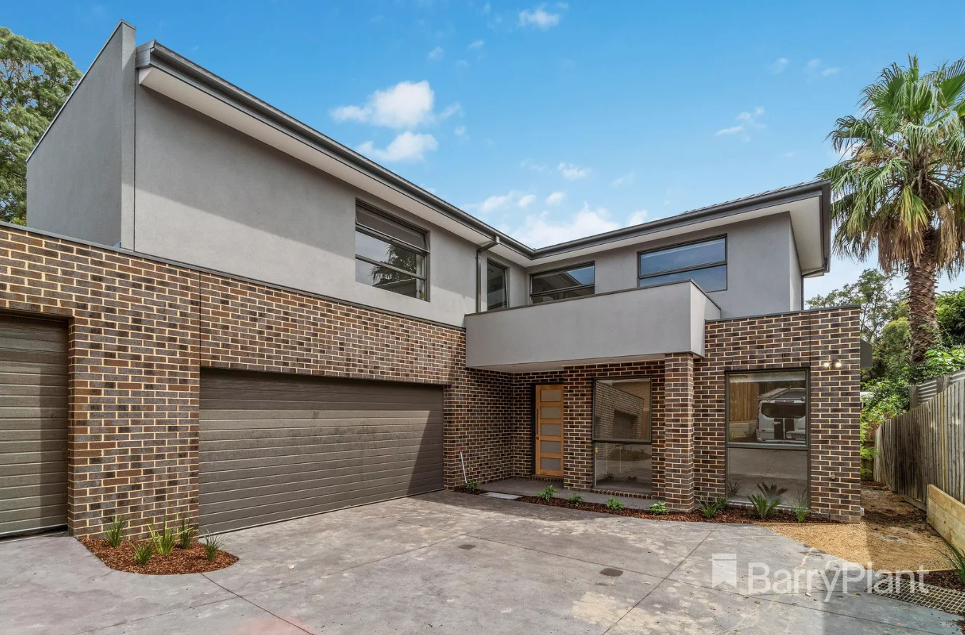 2/7 Sartori Street, Burwood East VIC 3151