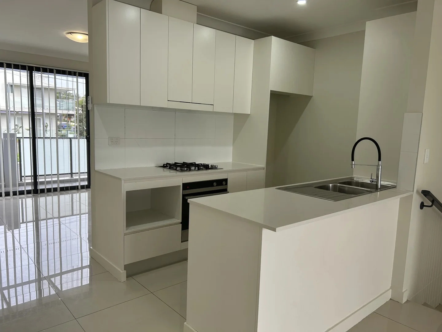 9/127a Lindesay Street, Campbelltown NSW 2560