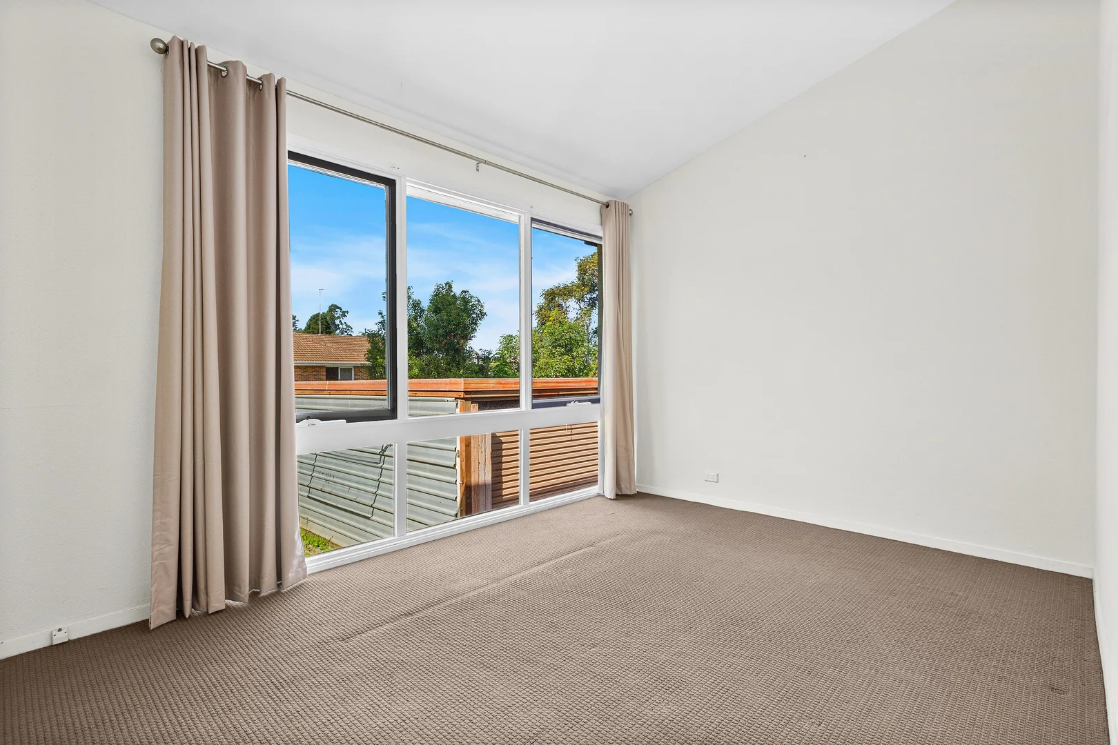 Additional image 4 of 19 Evelyn Avenue, Figtree NSW 2525