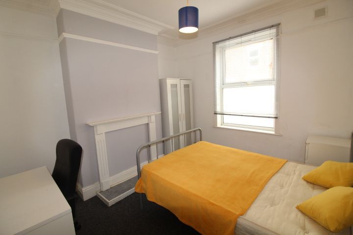 Additional image 6 of 4 bed terraced house to rentSharp Street, Hull HU5
