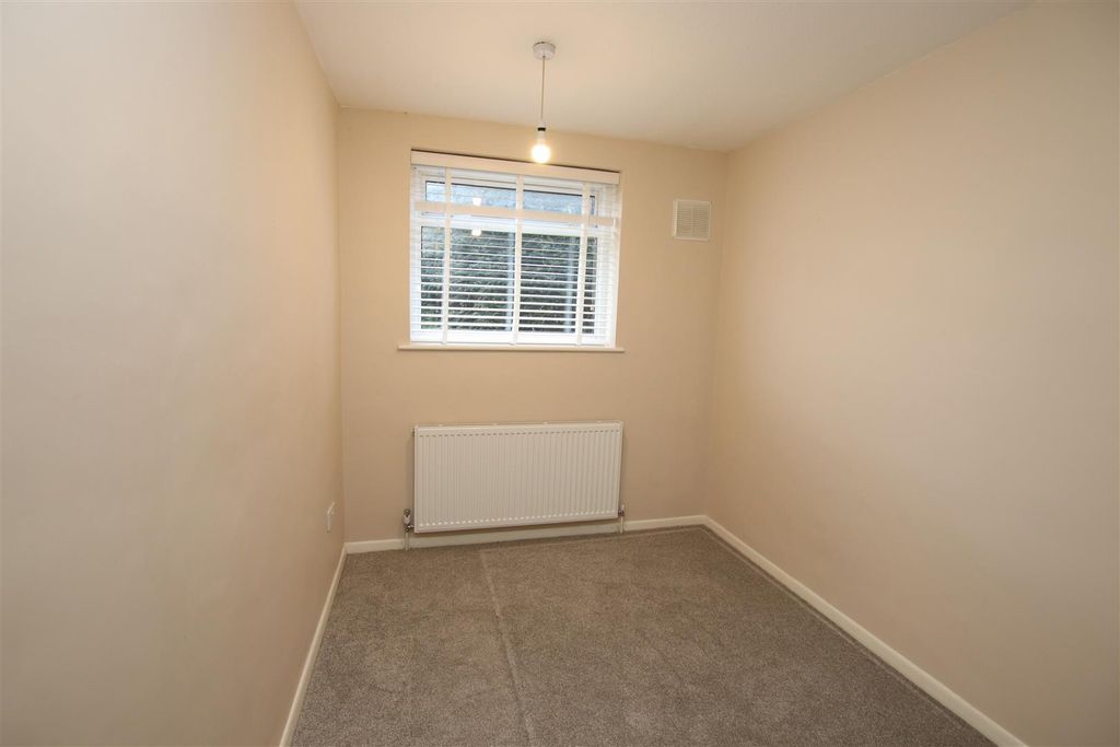 Additional image 7 of 2 bed flat to rentPaddock Close, South Darenth, Dartford DA4