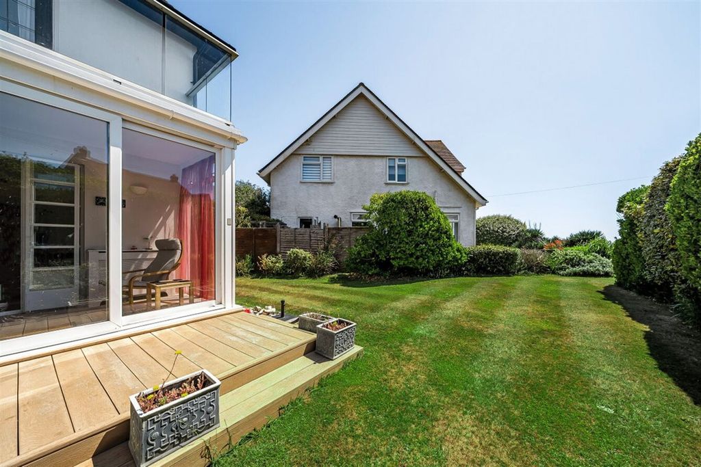 Additional image 20 of 5 bed detached house to rent25 First Avenue, Felpham, Bognor Regis, West Sussex PO22