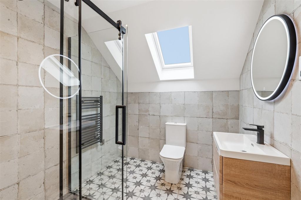 Additional image 35 of 4 bed detached house to rentChessetts Wood Road, Lapworth, Solihull B94