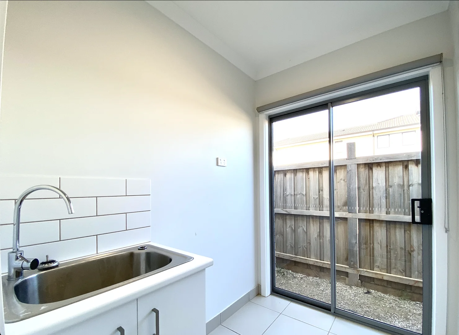 Additional image 10 of 4B2B Fresco Way, Tarneit VIC 3029
