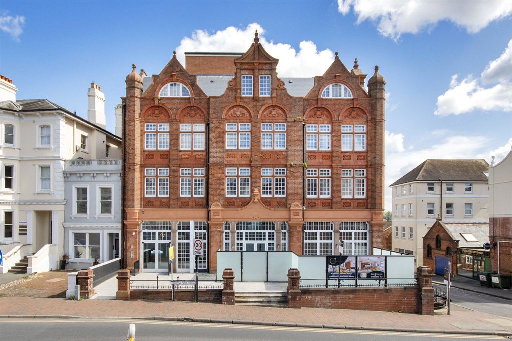 Additional image 19 of 3 bed flat for saleThe Carriage House, 88 Grosvenor Road, Tunbridge Wells, Kent TN1