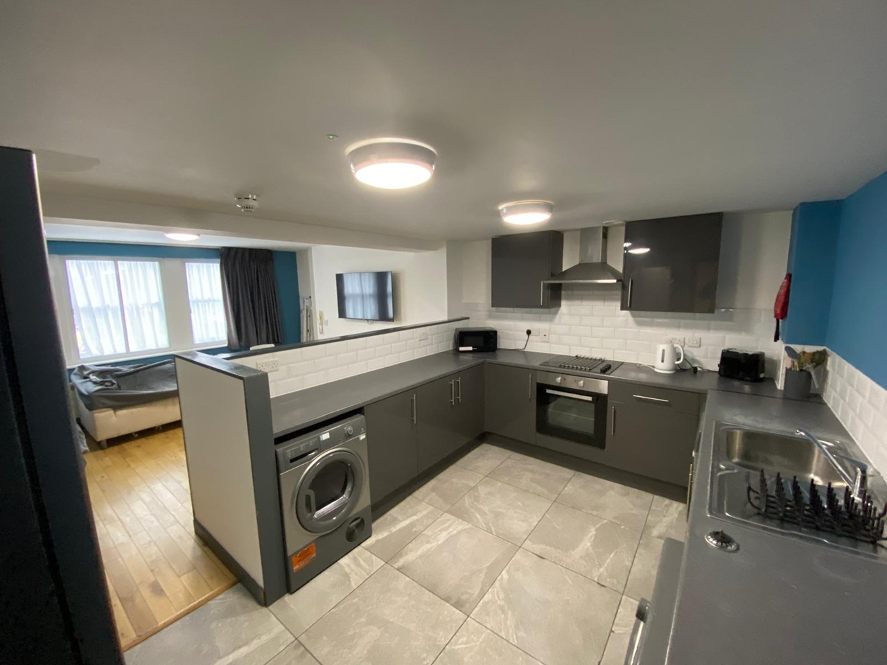 Additional image 2 of Room in a Shared Flat, Slater Street, L1, N1 7GU