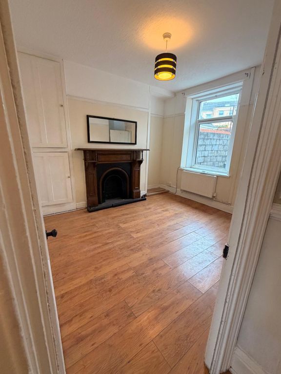 Additional image 3 of 2 bed terraced house to rentWern Road, Llanelli SA15