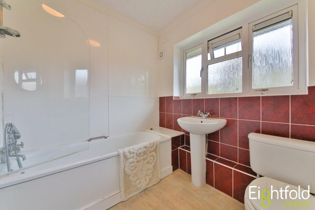 Additional image 3 of 4 bed flat to rentSouthmount, Brighton BN1