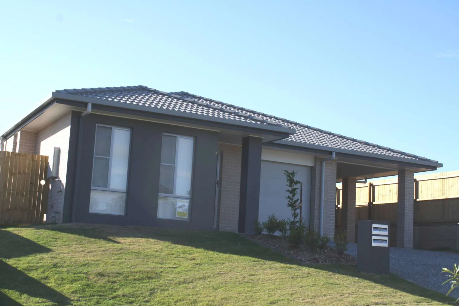 56A Essington Mews, Leichhardt QLD 4305