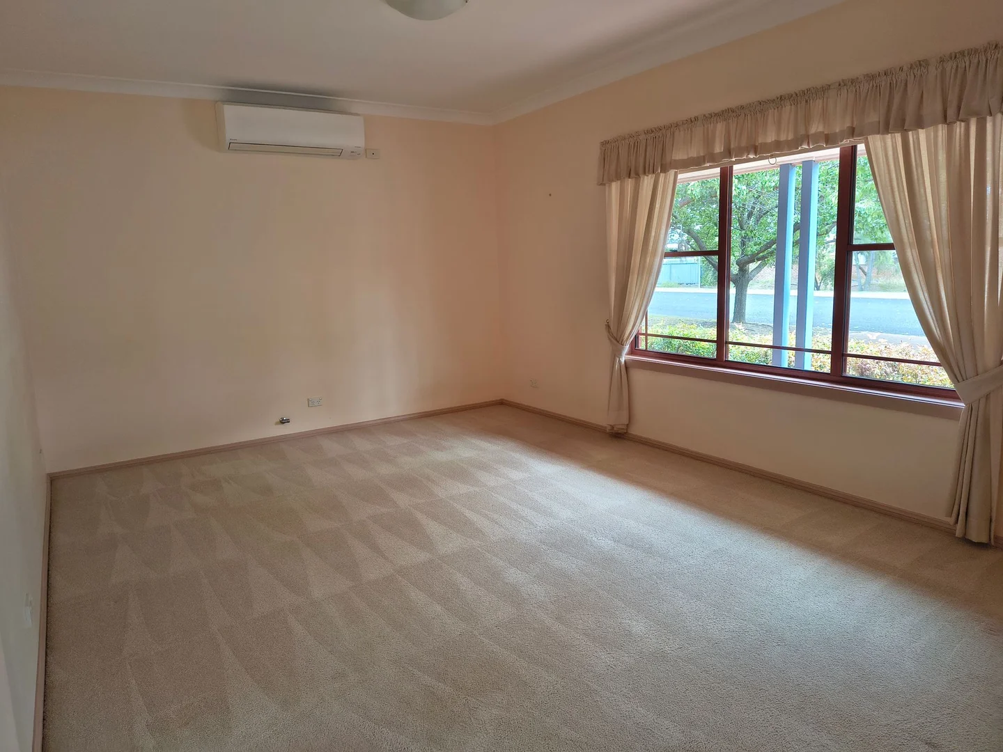 15 Lisbon Rd, Mudgee NSW 2850 photo 3