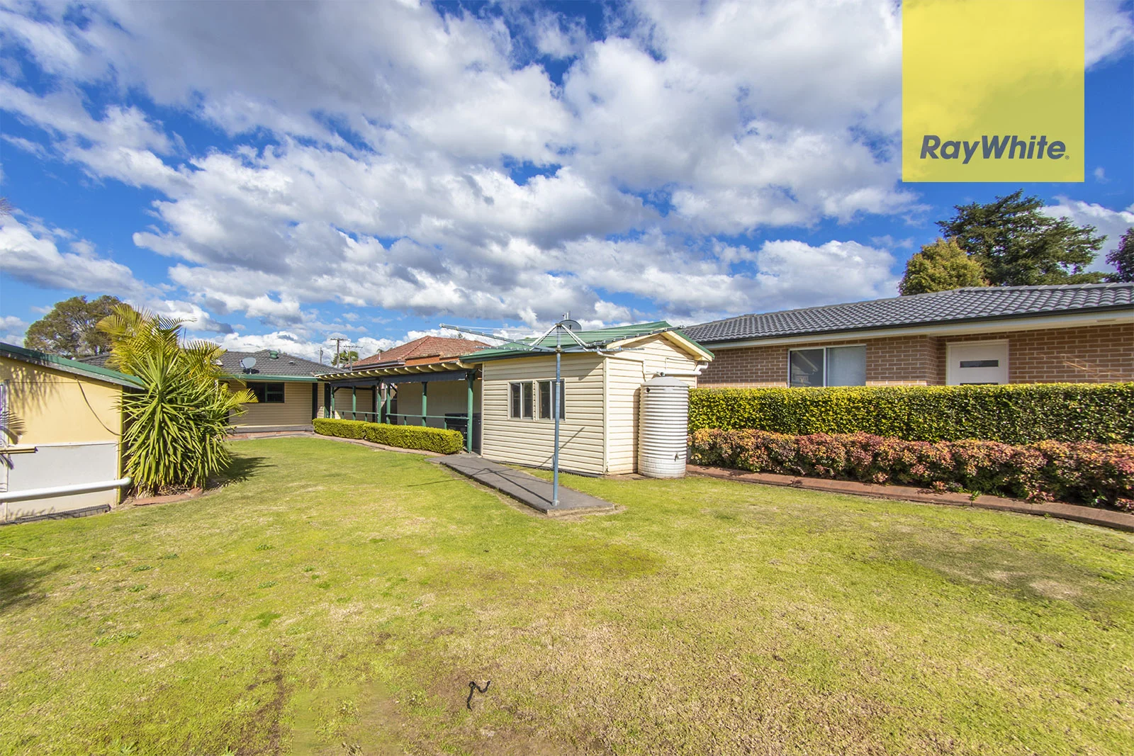 Additional image 23 of 2/Kerran Close, Cambridge Park NSW 2747