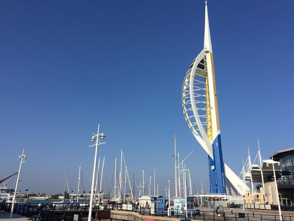 2 bed flat to rentFlat 85, 1, Gunwharf Quays, Portsmouth, Hampshire PO1