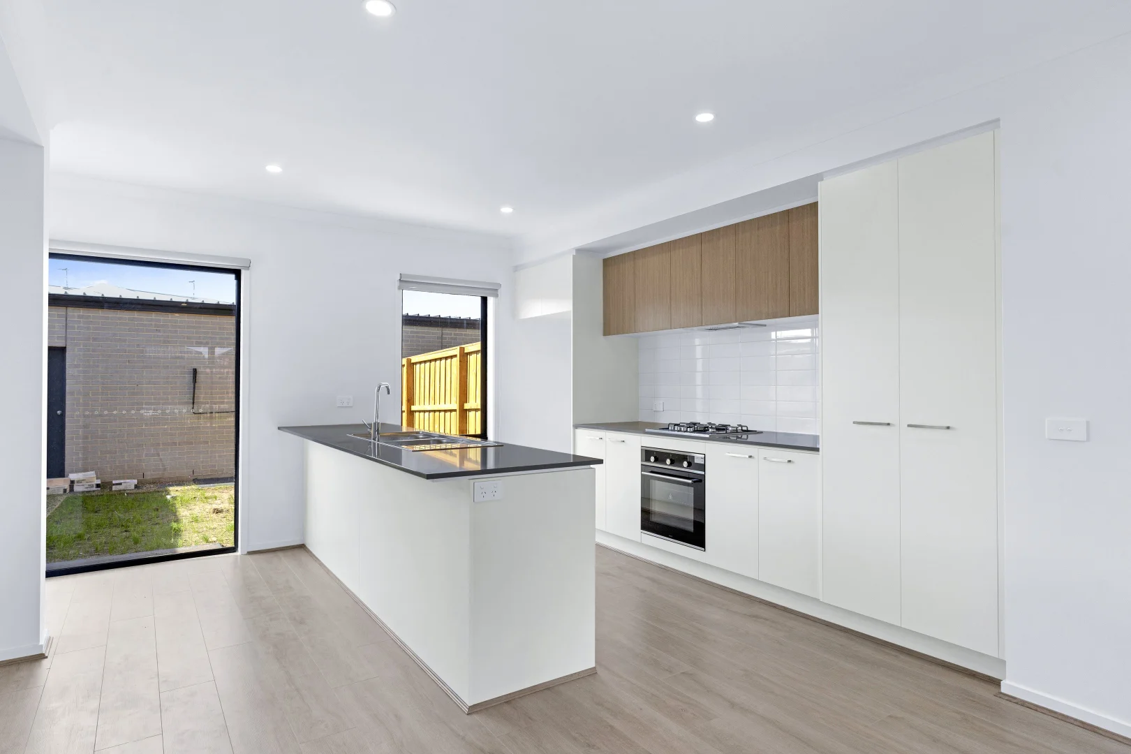 Additional image 3 of 7 Otterham Way, Werribee VIC 3030