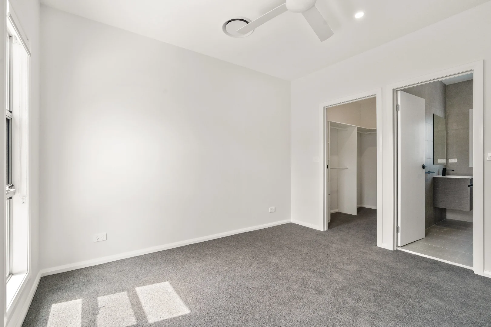 Additional image 4 of 4/18 Phillips Avenue, West Wollongong NSW 2500