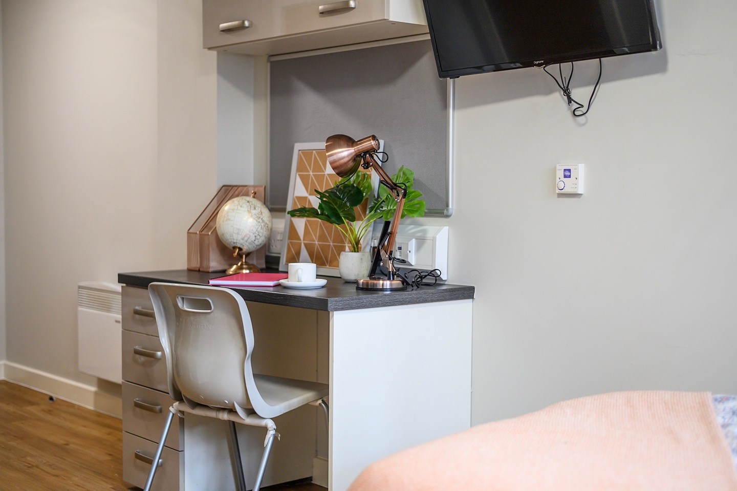 Studio Flat, Queen St, S1, N1 7GU photo 3