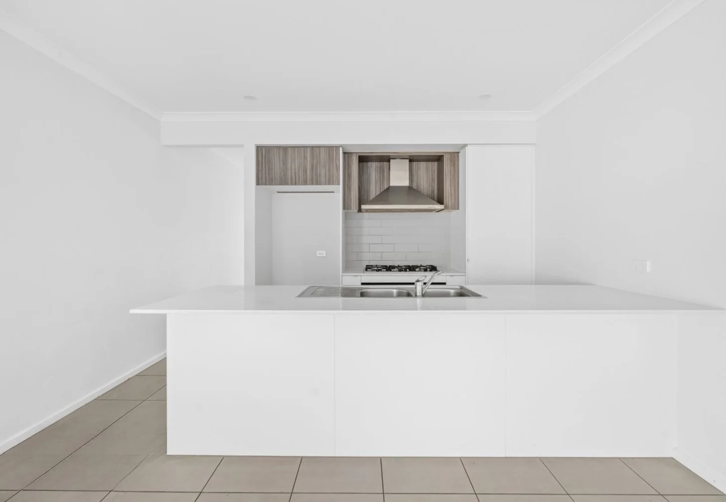 4 Brolga Street, Clyde North VIC 3978