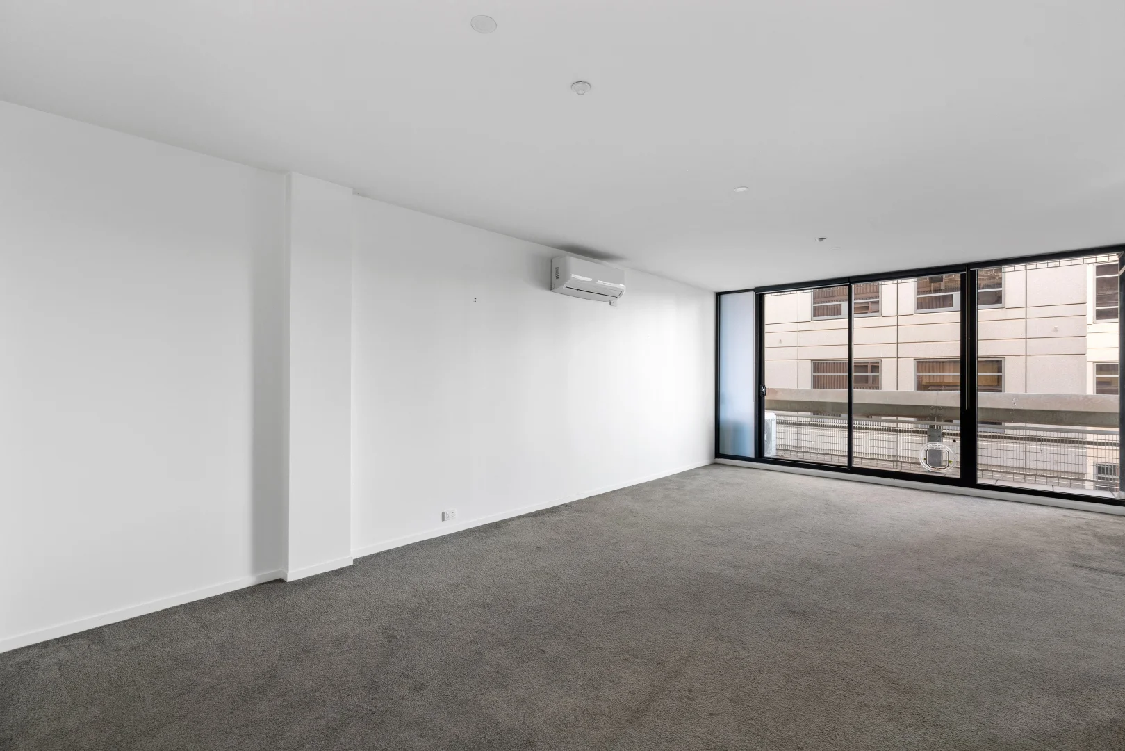 Additional image 3 of 1005/118 Russell Street, Melbourne VIC 3000