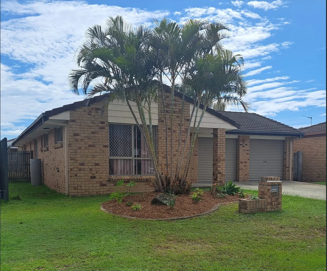 27 Seafoam Close, Varsity Lakes QLD 4227
