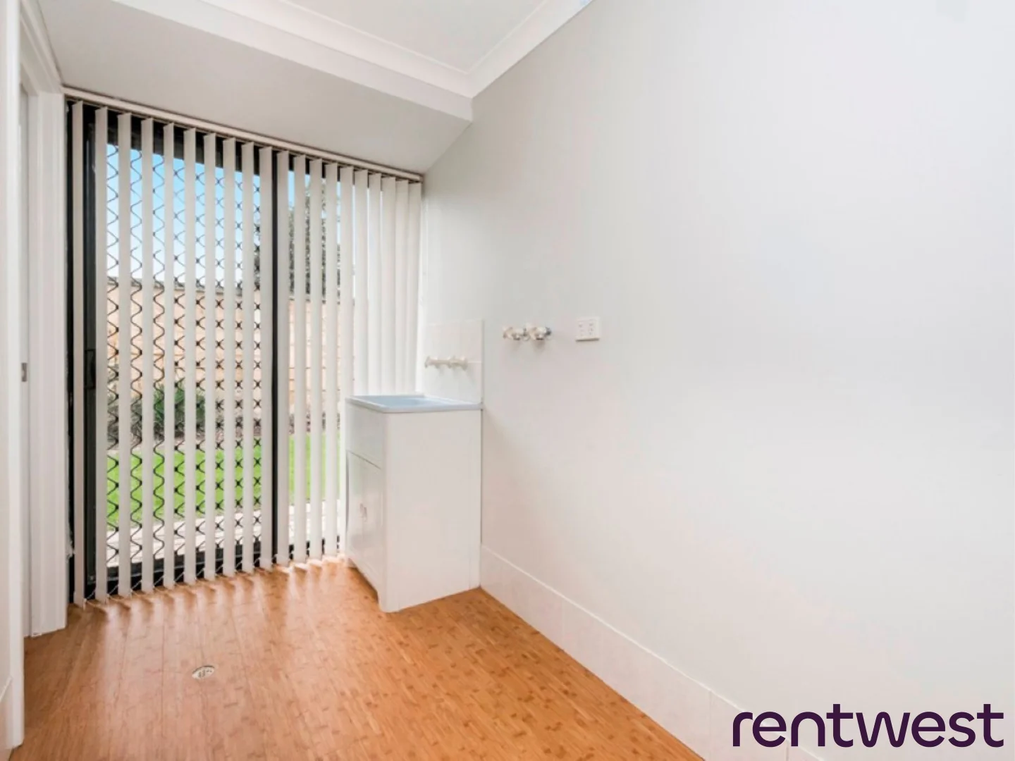 Additional image 27 of 8 Seddon Way, Canning Vale WA 6155