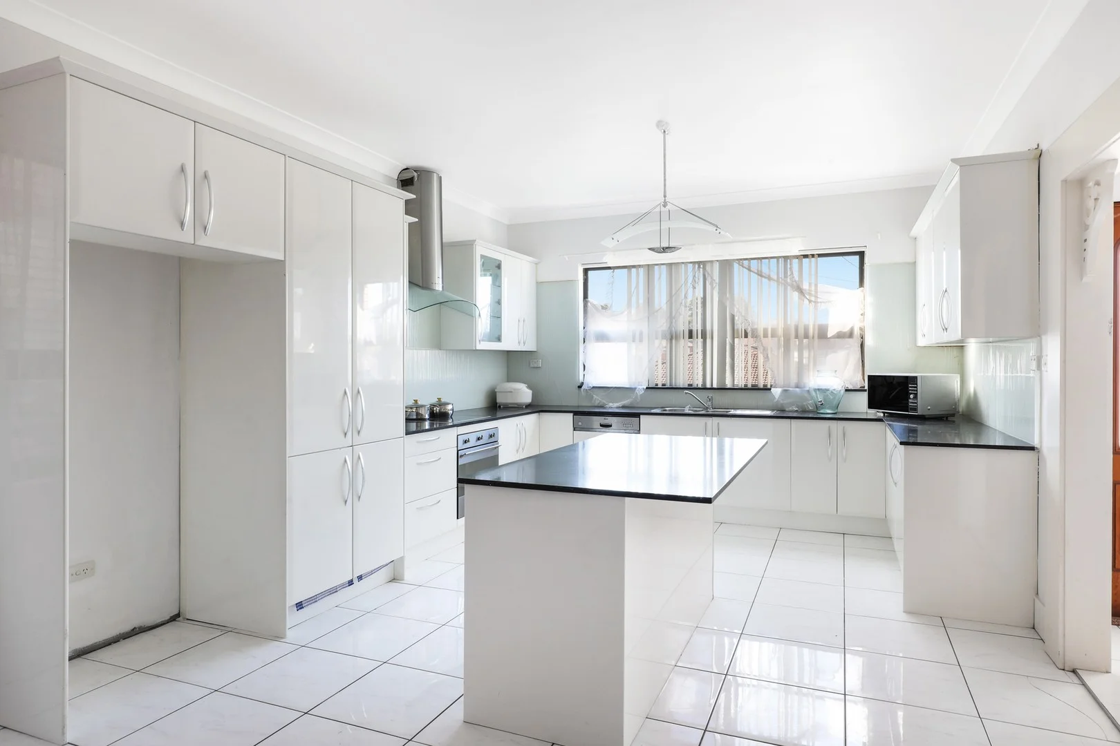 91 Vermont Rd, Warrawong NSW 2502