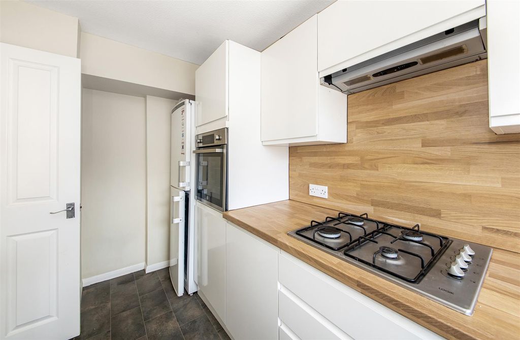 Additional image 4 of 2 bed flat to rentCheney Lane, Headington, Oxford OX3