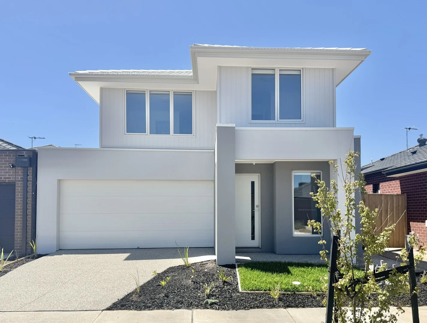 18 Brushton Street, Manor Lakes VIC 3024