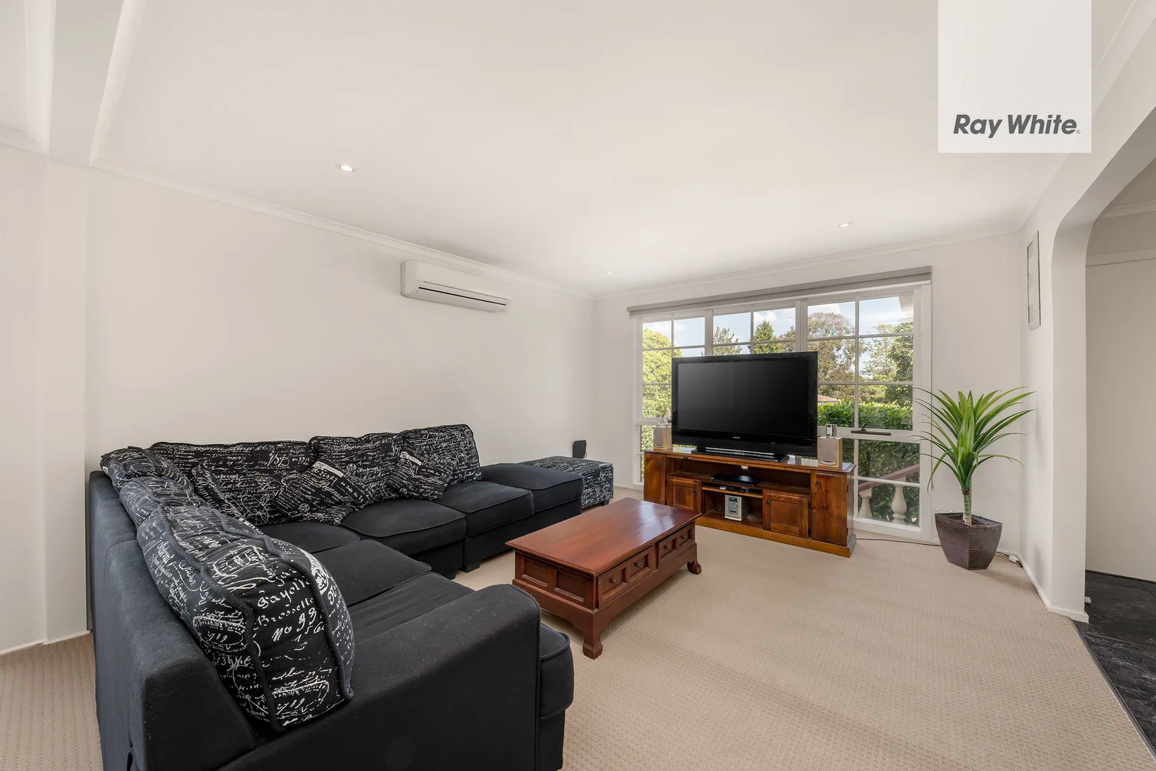 Additional image 4 of 35 Thompson Circuit, Mill Park VIC 3082