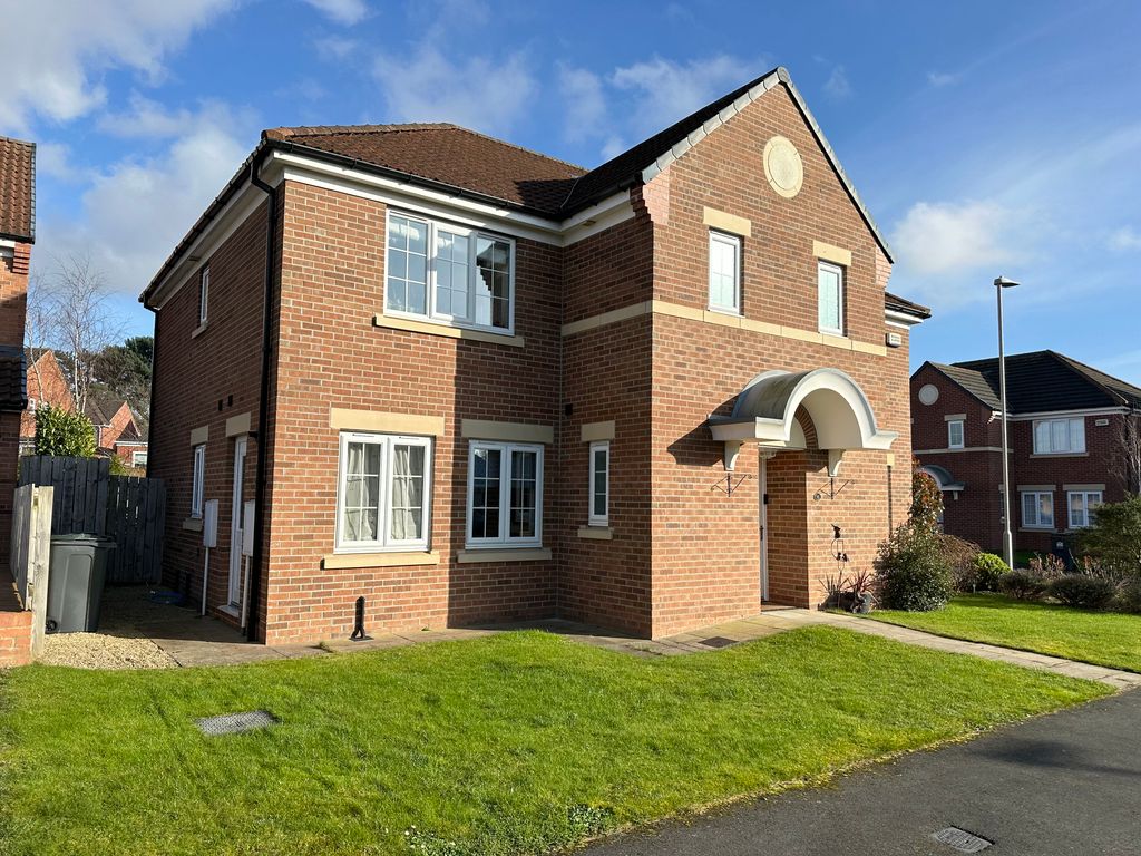 4 bed detached house to rentHighgrove Close, Darlington DL3