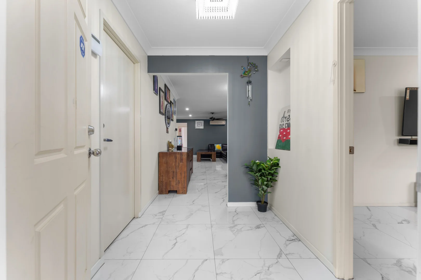 Additional image 3 of 22 Sunrise Crescent, Regents Park QLD 4118