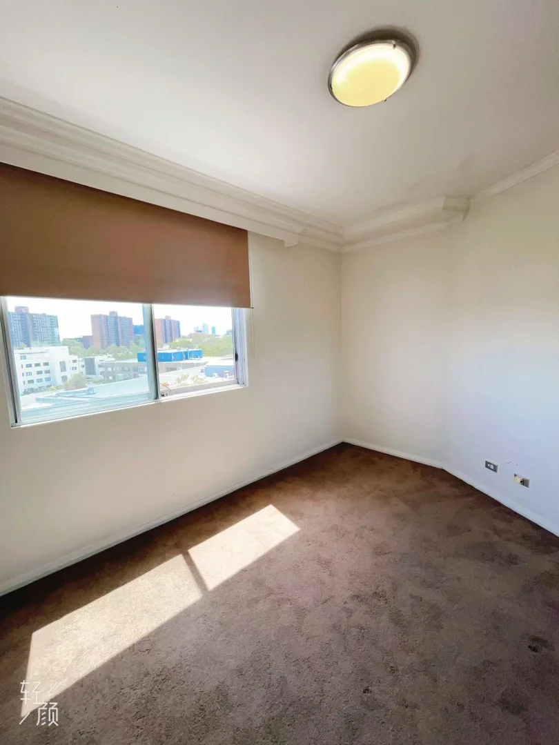 WeChat: KRL119 L7/ 788 Bourke St, Waterloo NSW 2017 photo 4