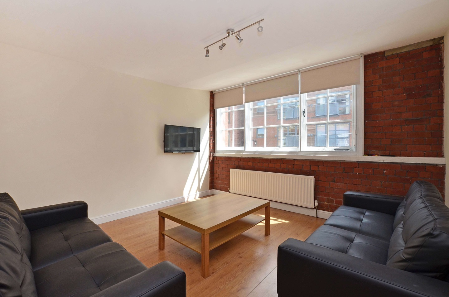 Additional image 6 of 6 Bed Flat, Bells Square, S1, N1 7GU