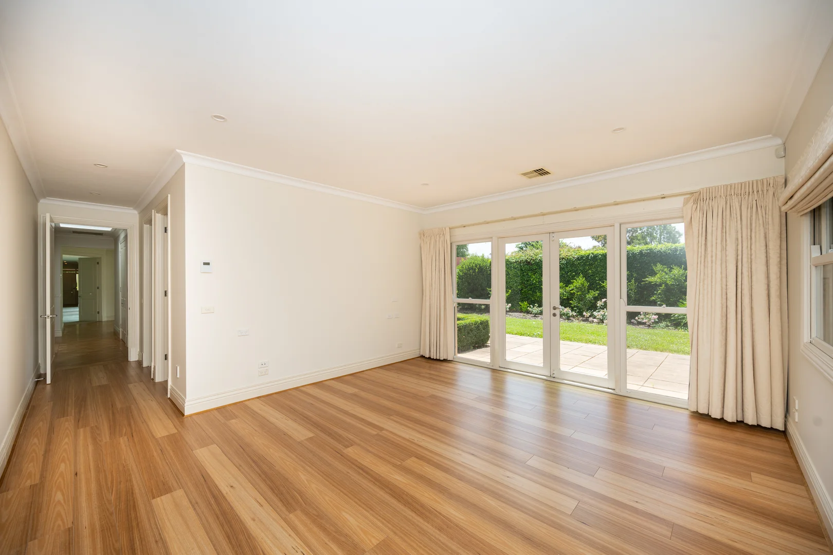 Additional image 2 of 13 Arthur Cir, Forrest ACT 2603